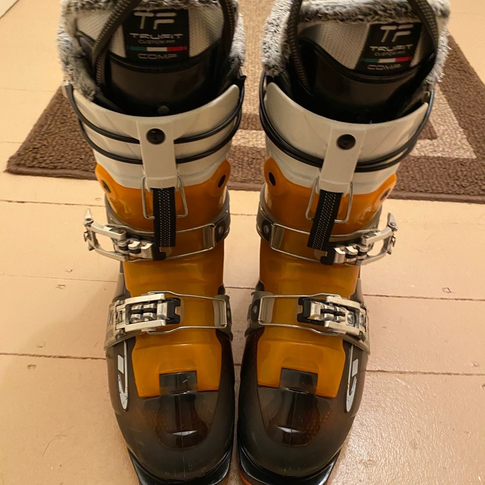Dalbello backcountry ski AT boots